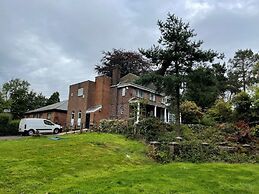 Burleigh House