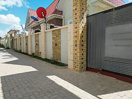 VILLA HOME HOTEL & APARTMENT