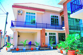 VILLA HOME HOTEL & APARTMENT