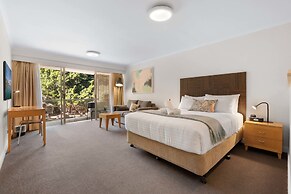 Marvelous Manly With 1 Bathrooms