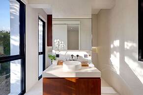 The River Villa by BREIG
