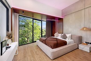 The River Villa by BREIG