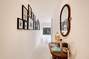The River Villa by BREIG