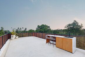 The River Villa by BREIG