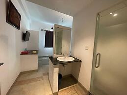 Hotel 30