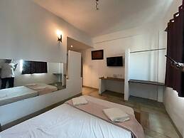 Hotel 30