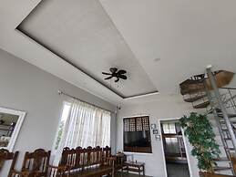 Sea Breeze Beachfront Villa Cebu