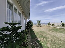 Sea Breeze Beachfront Villa Cebu