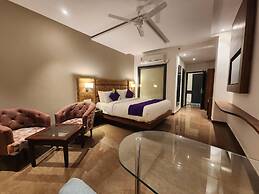 Goroomgo Portola Hotel By Parkside Dharamshala