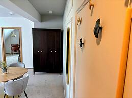 Apartments by Prague City Golf