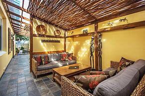 Toms Guest House