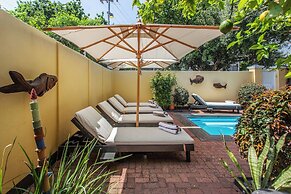 Toms Guest House