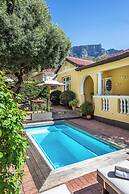 Toms Guest House