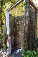 Toms Guest House