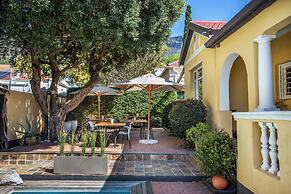 Toms Guest House