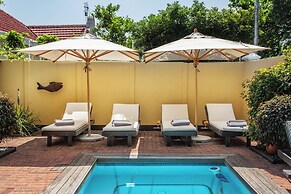 Toms Guest House