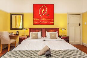 Toms Guest House