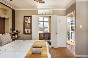 Toms Guest House