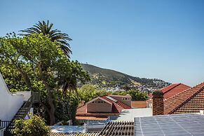 Toms Guest House