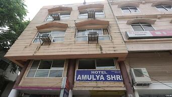 Goroomgo Hotel Amulya Shri Bhopal