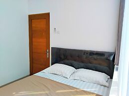 Themas Guest House