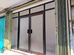 Themas Guest House