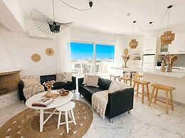 Lilu Villa 2 With Private Pool and Seaview