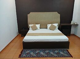 Mansarovar Hotel & Banquets