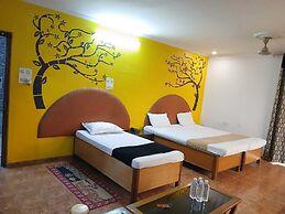 Mansarovar Hotel & Banquets