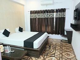 Mansarovar Hotel & Banquets