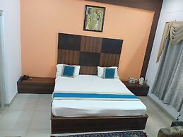 Mansarovar Hotel & Banquets