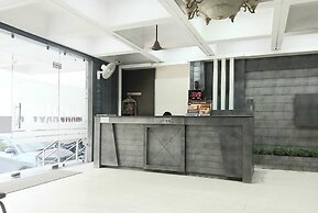 Mansarovar Hotel & Banquets