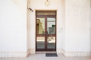 Appartamento a Torre Canne con Balcone