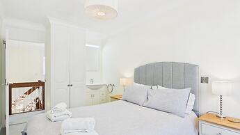 Rainbow Leap - 5 Bed Holiday Home - Saundersfoot