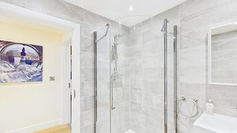 Rainbow Leap - 5 Bed Holiday Home - Saundersfoot