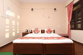 Goroomgo Adhya Inn Bhimtal