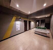 Capital O 75512 Loft Residence