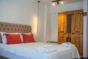 Aris Guest House