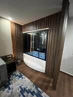 Aman Hotel Almhalh