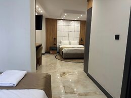 Pars Palas Hotel