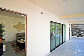 Cozy Stay with onsite Pool Near Malecon