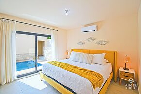 Cozy Stay with onsite Pool Near Malecon
