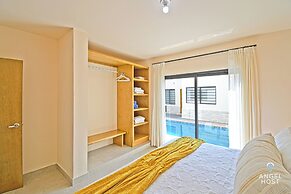 Cozy Stay with onsite Pool Near Malecon