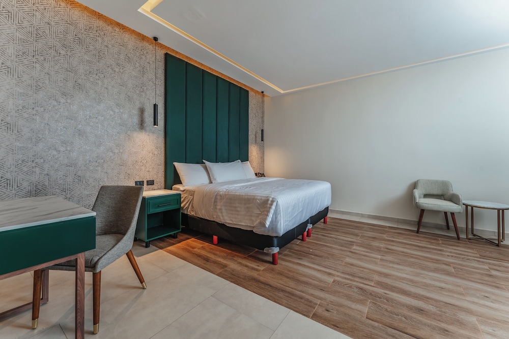 Hotel Chariot