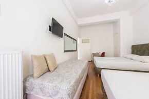 Victoria Wood Suite