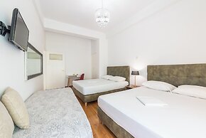Victoria Wood Suite