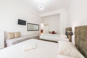 Victoria Wood Suite