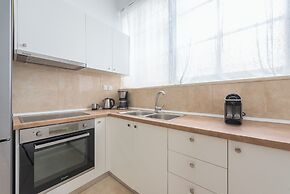 Victoria Wood Suite
