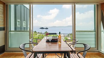 Yeosu Falling in Blue Ocean View Pension