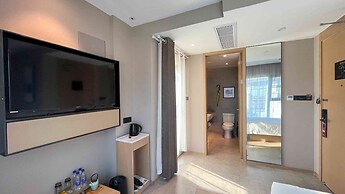 Lujiang Mega Hotel